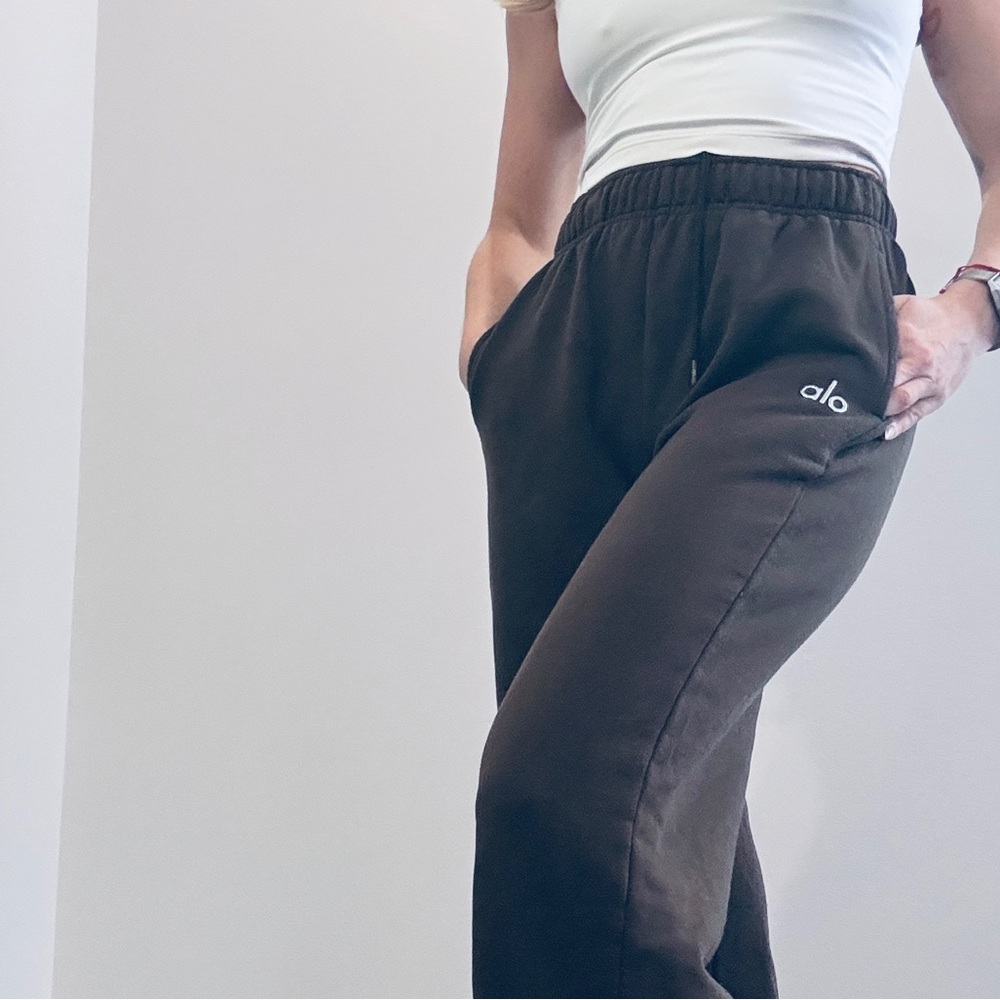 ALO Yoga Expresso, Brown High-Rise Relaxed Joggers